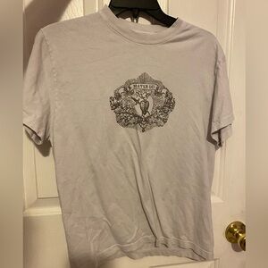 Loose-fitting grey PacSun tee
